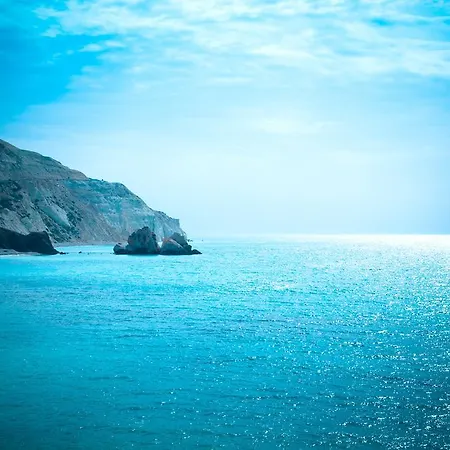 公寓 Adamou Gardens Paphos