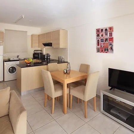 Apartment Adamou Gardens Paphos
